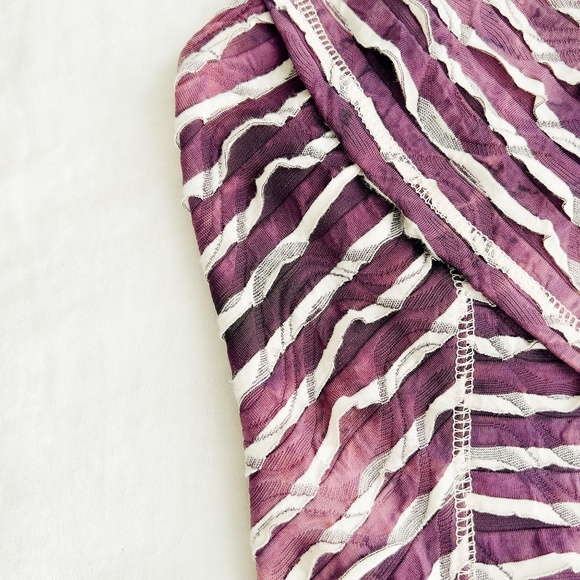 Vintage Purple Y2K Dress Very Stretchy Size Small-Medium Whimsigoth Distressed - Picture 12 of 14